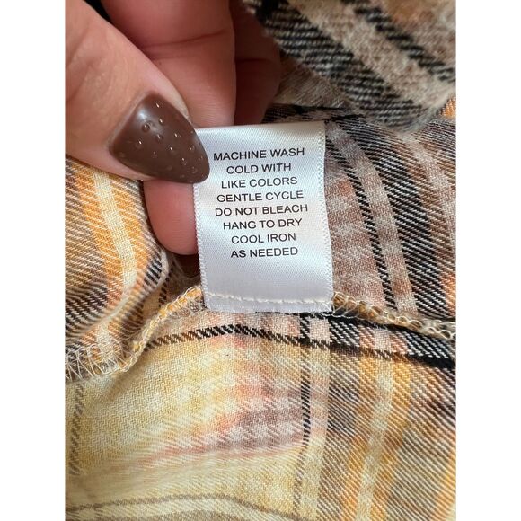 La La Land Flannel with Back Western Skeleton Graphic - Women's XS - Picture 6 of 6